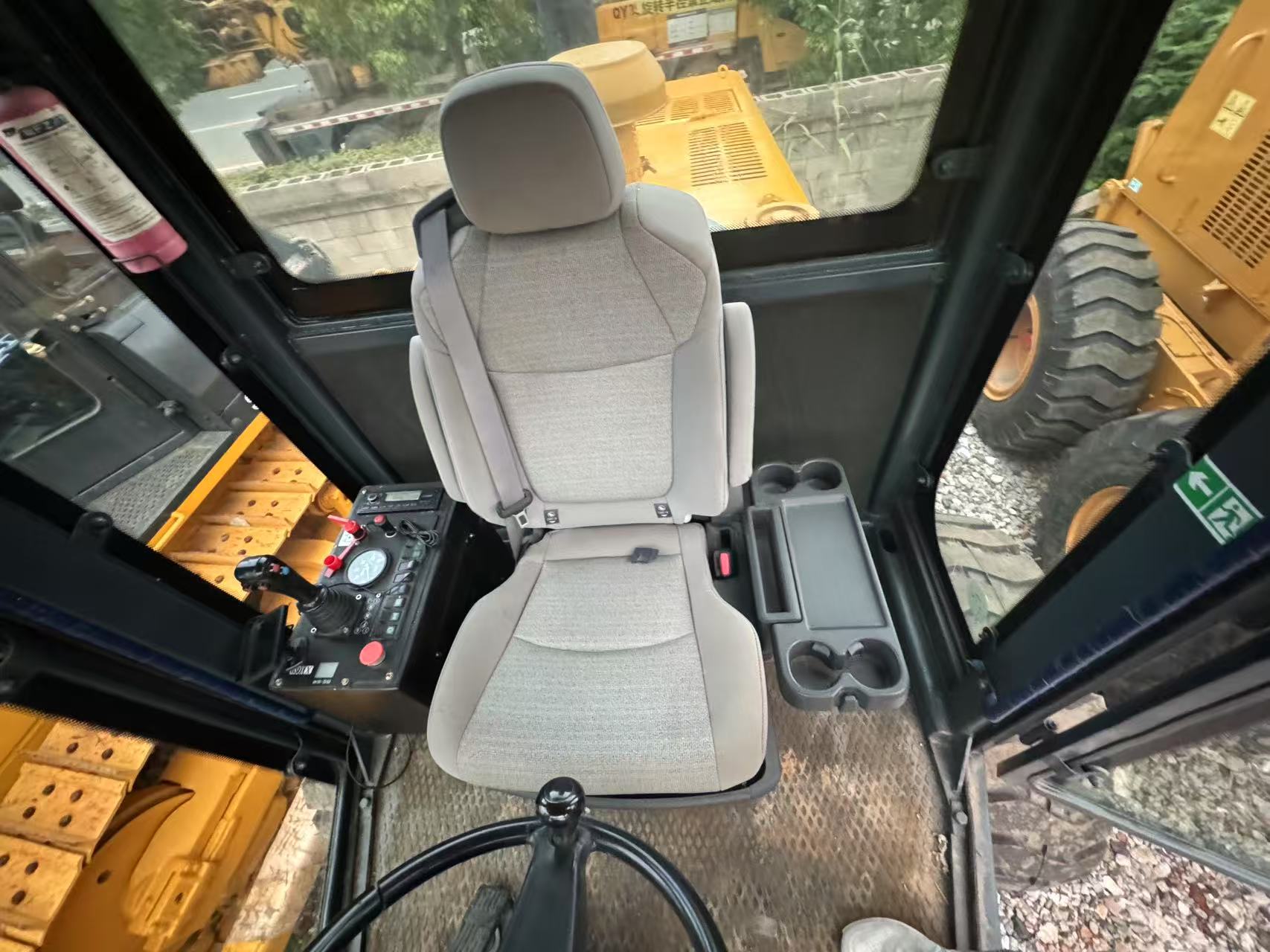 Low Price Used XCMG GR2153 in Shanghai for Sale