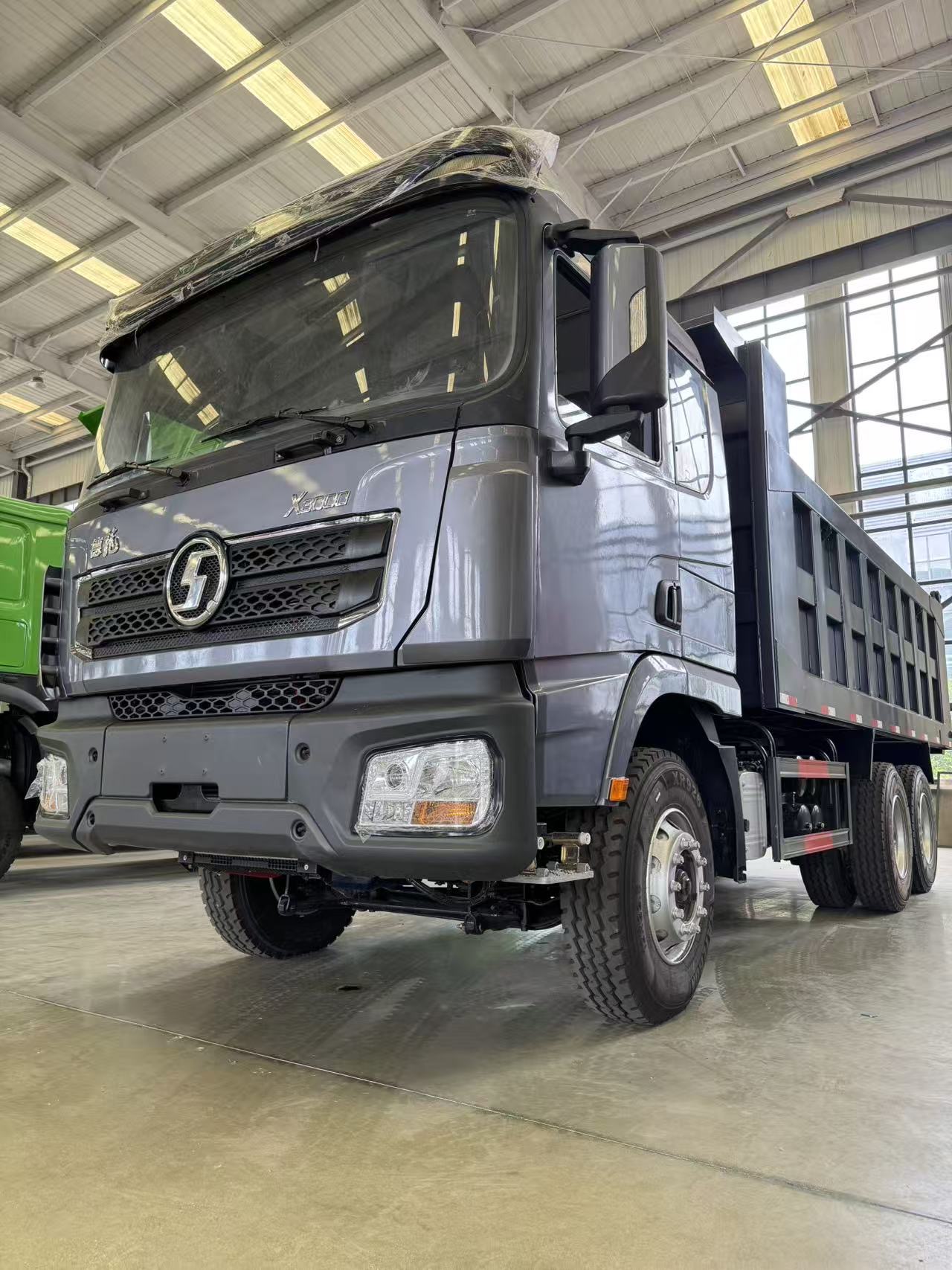 Shacman Delong X3000 6x4 Dump Truck