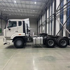 SINOTRUK HOWO NX 6×4 Tractor Truck