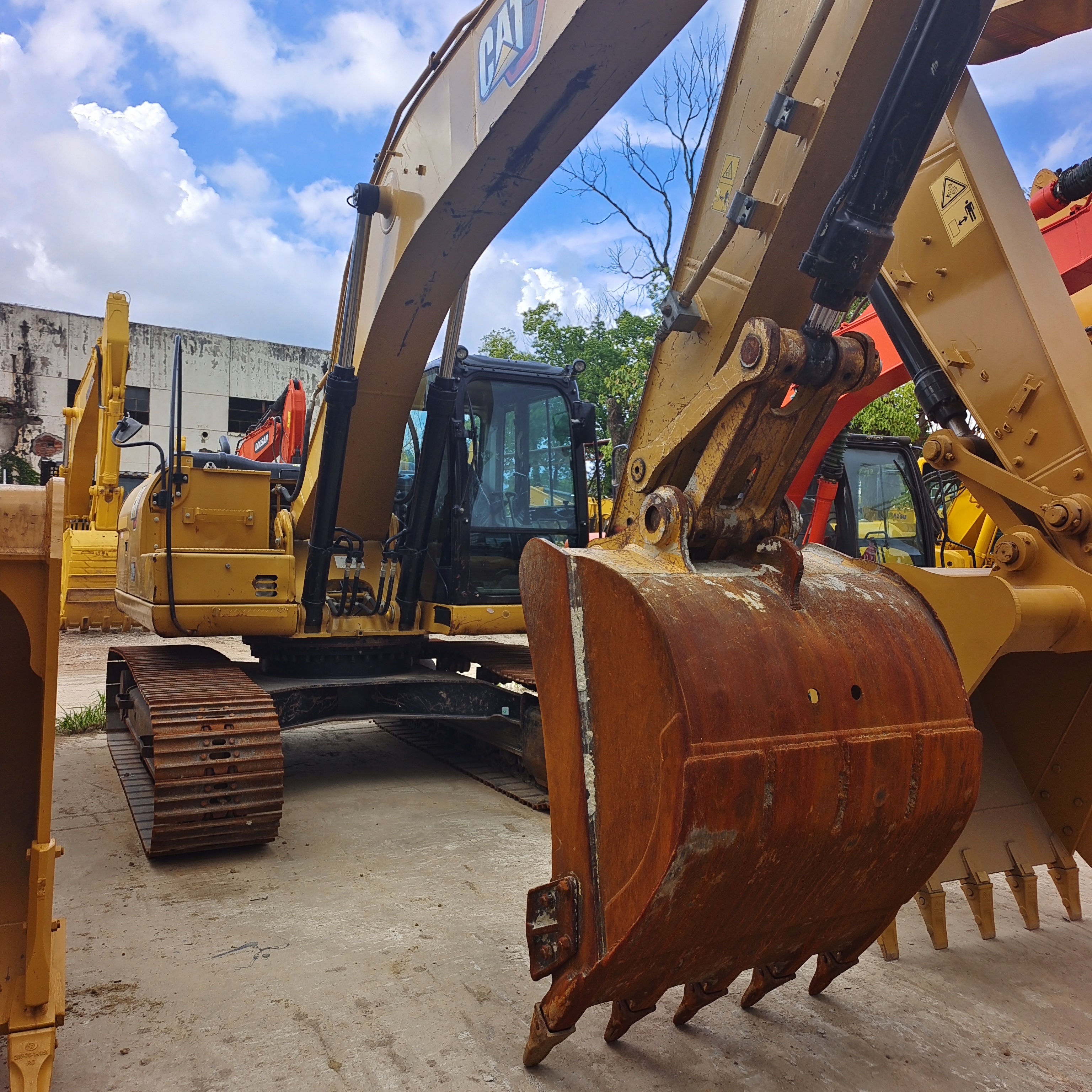 Used Cat 323gx Excavator - Excellent Working Condition