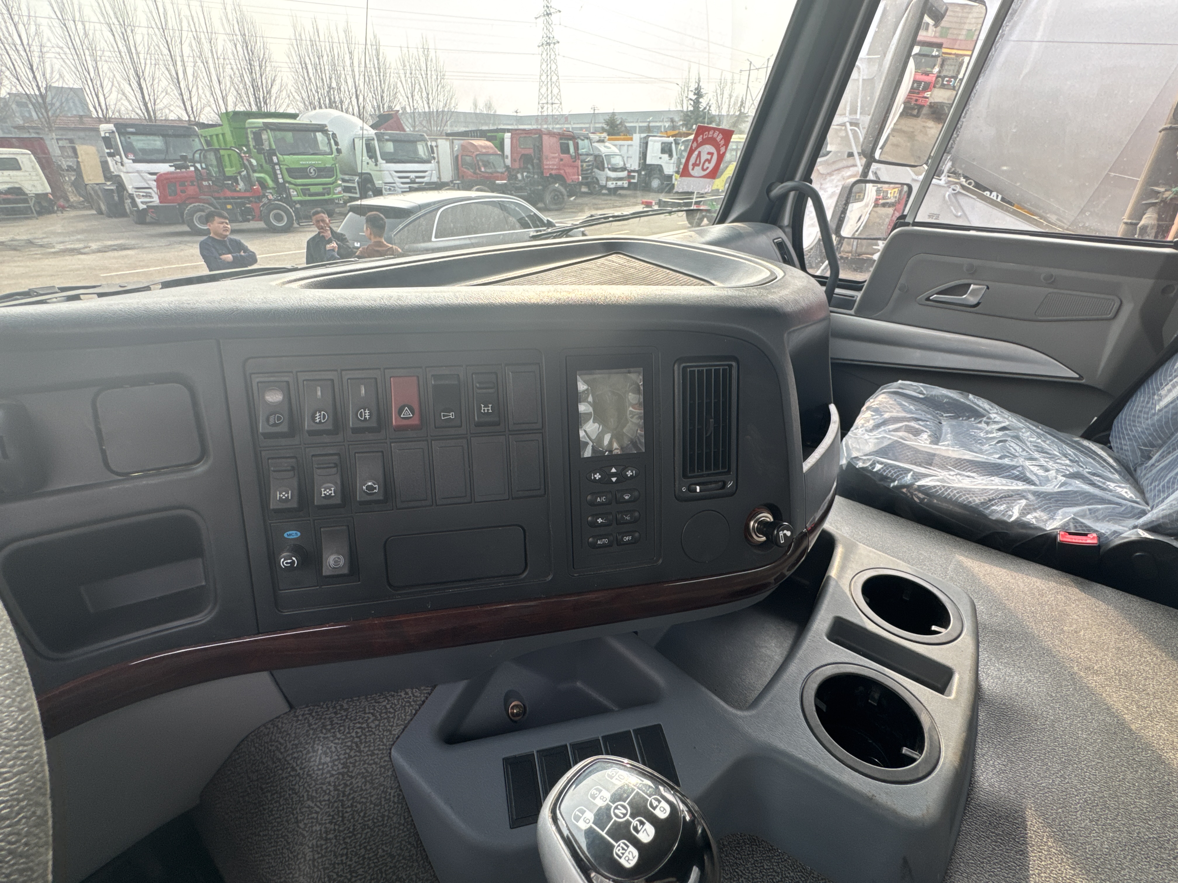 HOWO 371HP 4×2 Water Tank Truck