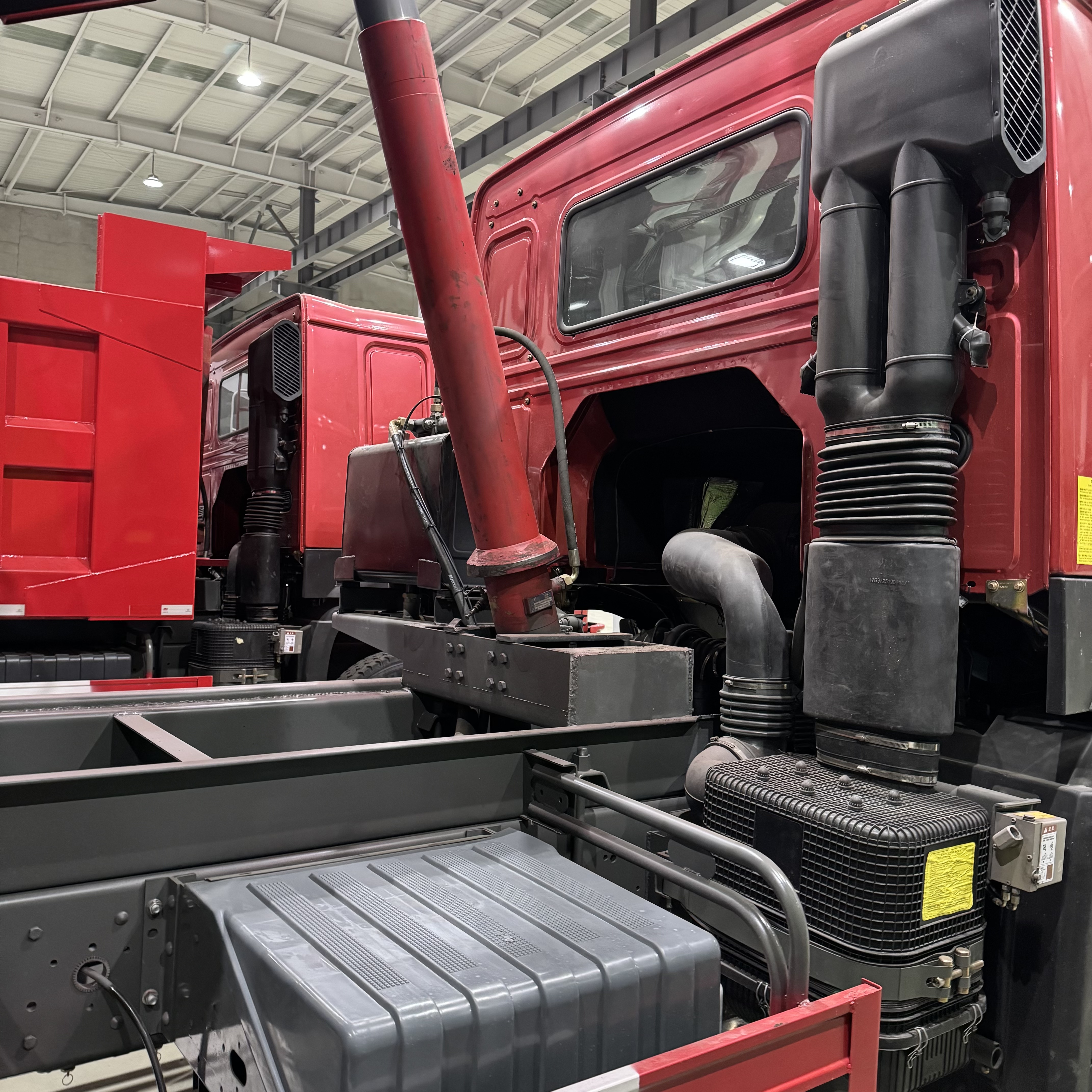 SINOTRUK HOWO 371HP 6×4 Dump Truck