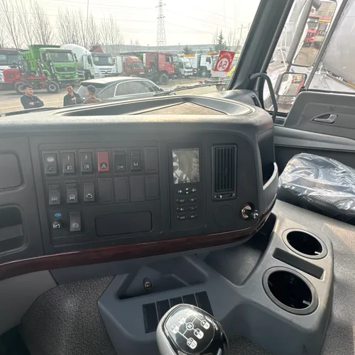 HOWO 371HP 4×2 Water Tank Truck