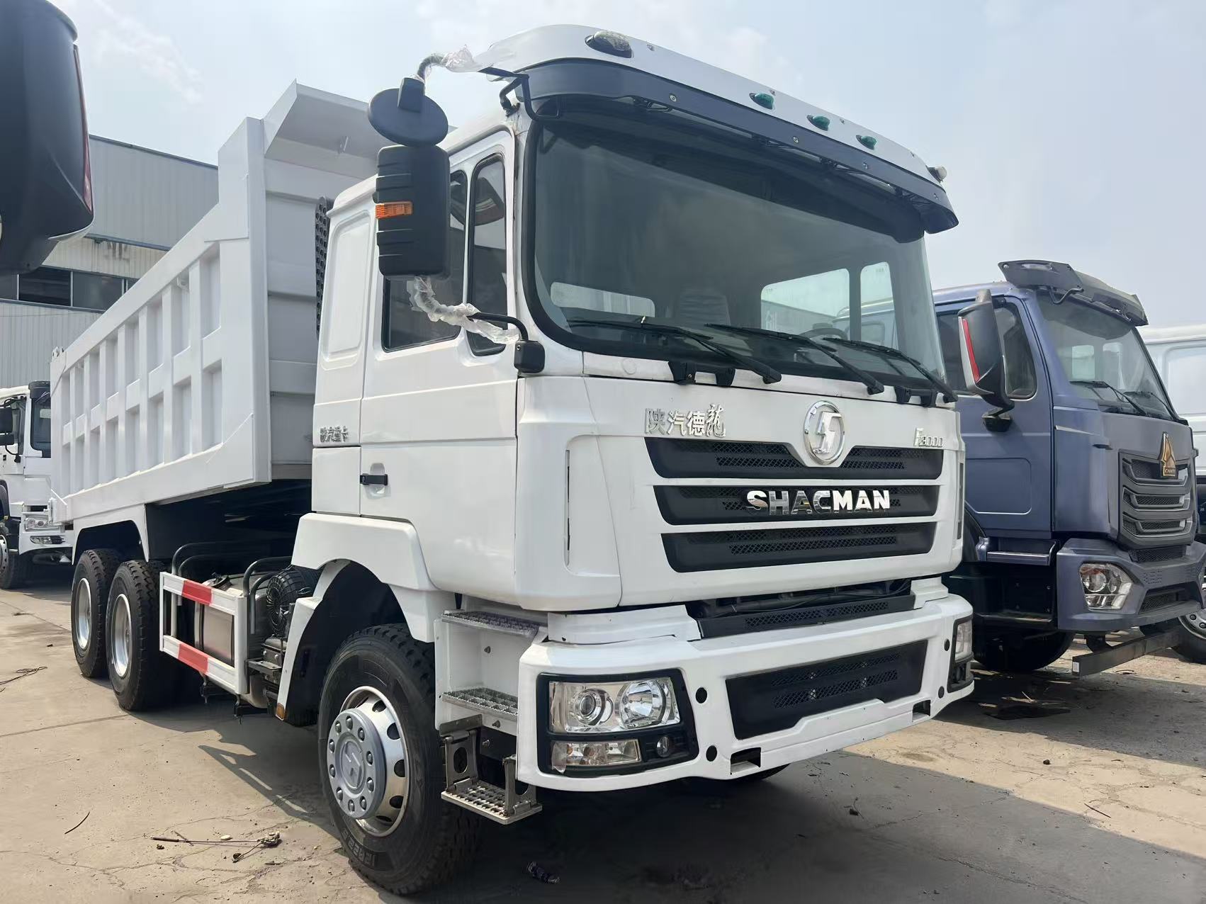 Hot Sale Reconditioned SHACMAN F3000 Series 6×4 Rear 8 Wheel Dump Truck Heavy Duty Construction Tipper Vehicle Ready For Bulk Shipment To Africa Central Asia Market