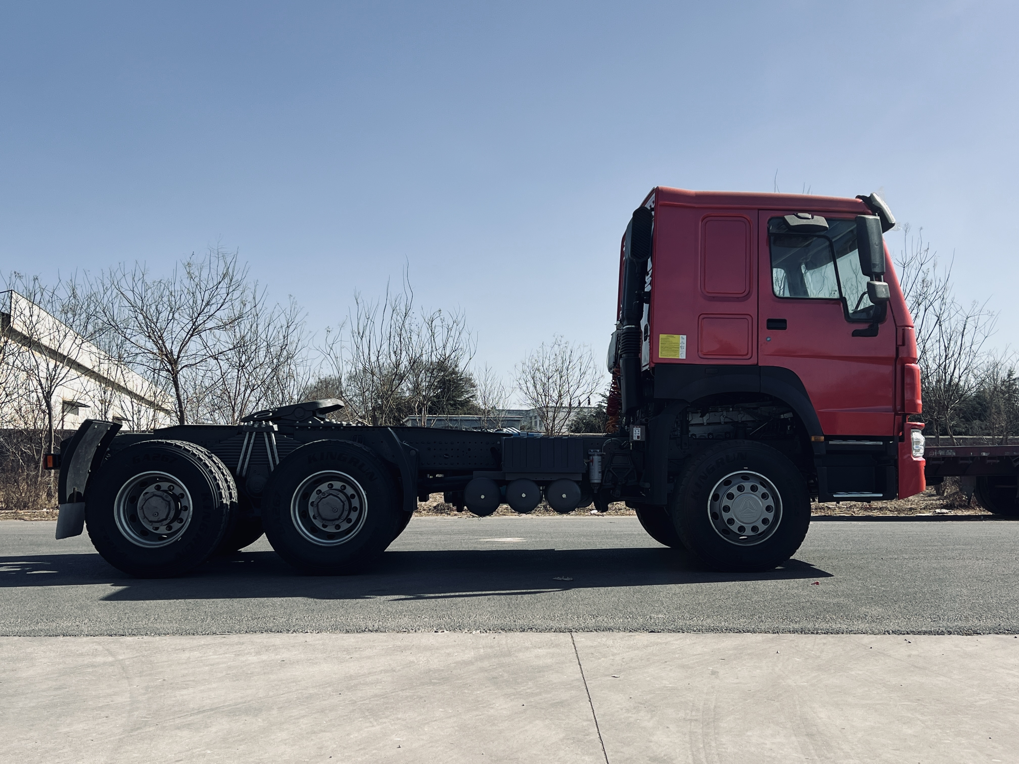 SINOTRUK HOWO 371HP 6×4 Tractor Truck