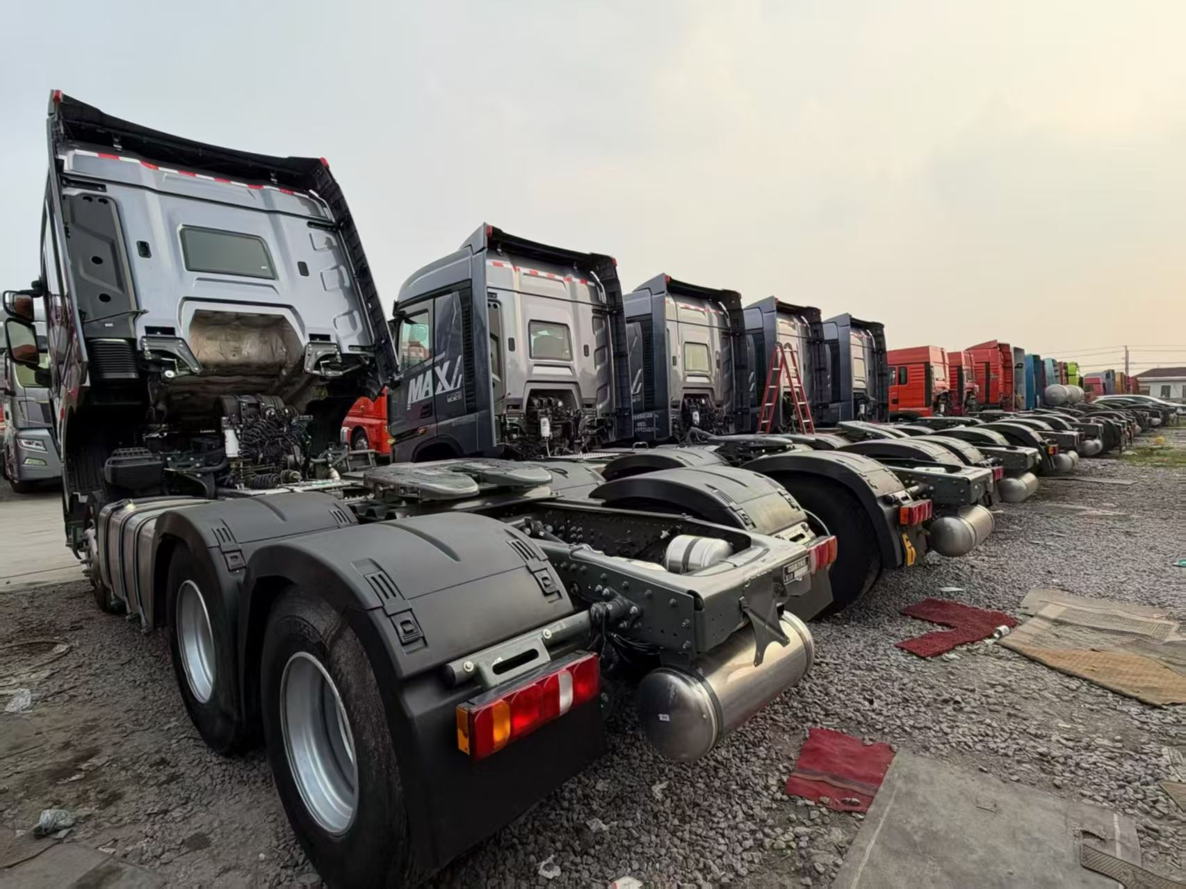 Bulk Second Hand Tractor Unit 2023 Weichai 480HP 13L Engine Fast Manual Transmission 10 Units In Stock