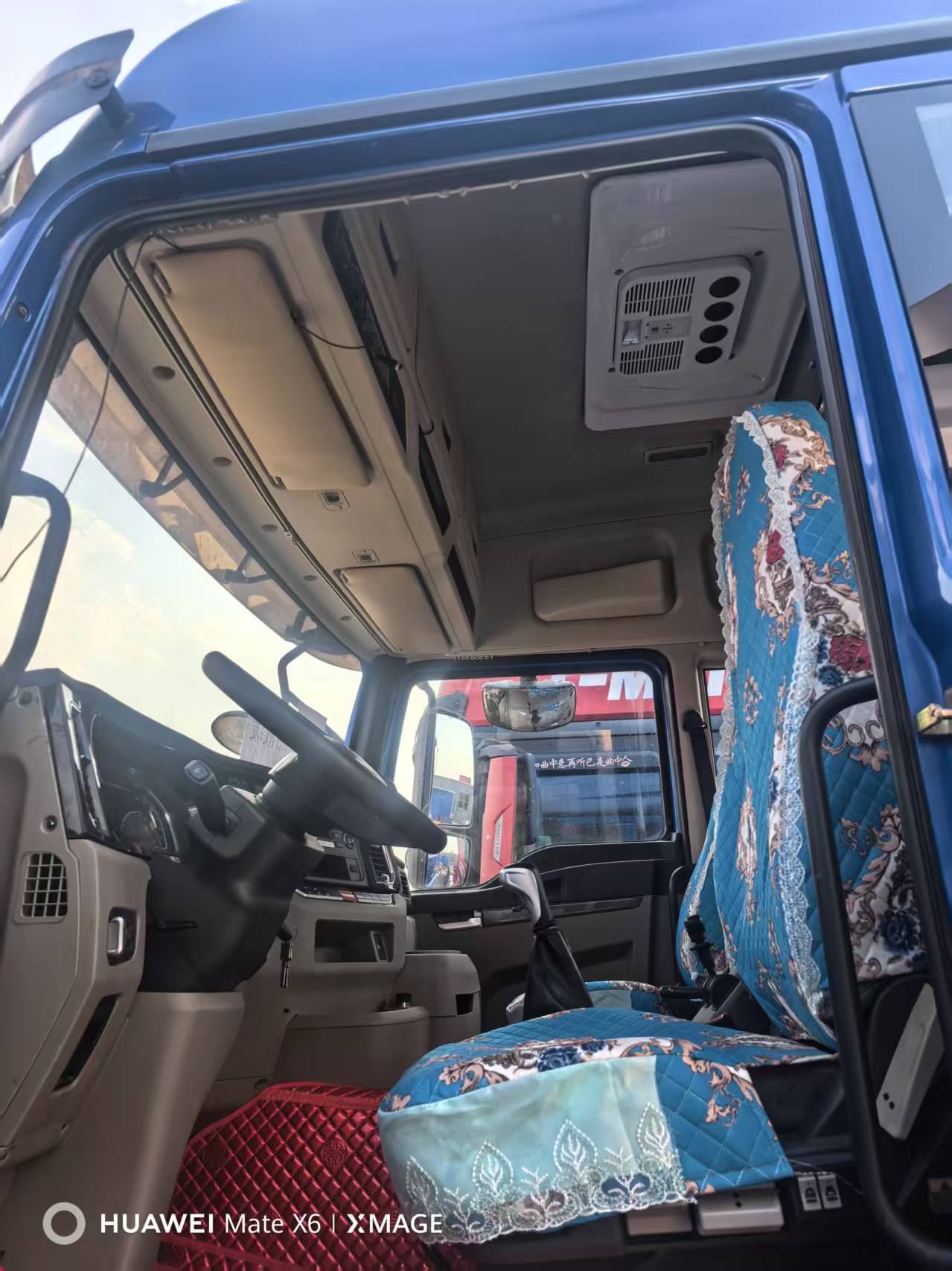 Second Hand Delong M3000S Tractor Unit Euro5 Xikang 440HP Manual Gear Hydraulic Retarder Full Transfer Export License