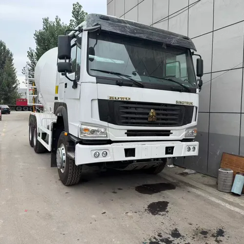 Heavy Duty Truck HOWO National Three Major Pump Mixing Truck