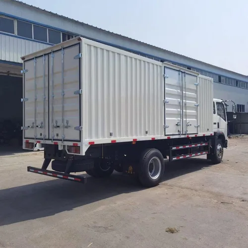 HOWO 4×2 Box Light Truck