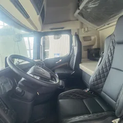SHACMAN X6000 Tractor Head