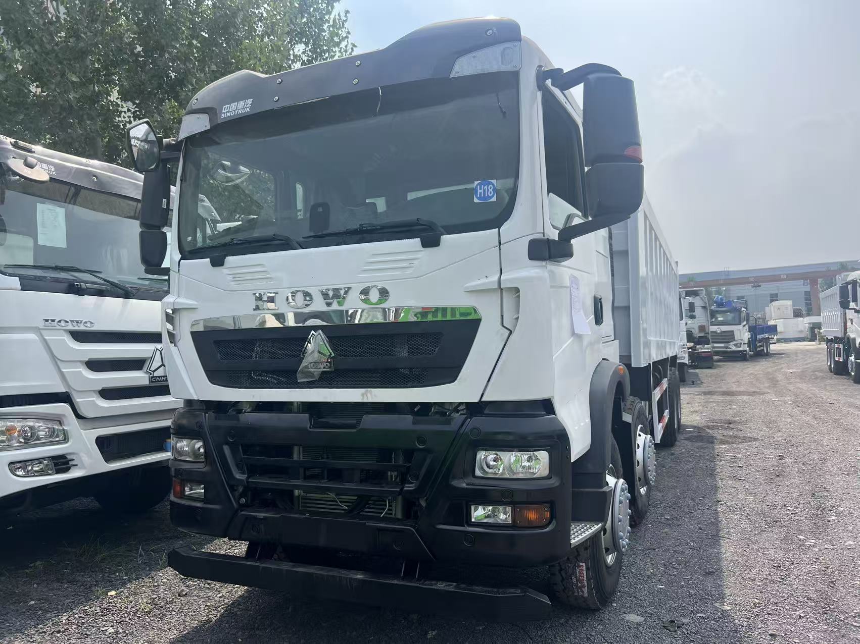 Second Hand High Quality Refurbished HOWO TX Front 4 Rear 8 Wheel Tipper Truck Full Chassis Engine Hydraulic System Inspection For Overseas Urban Construction Mining Transport Project