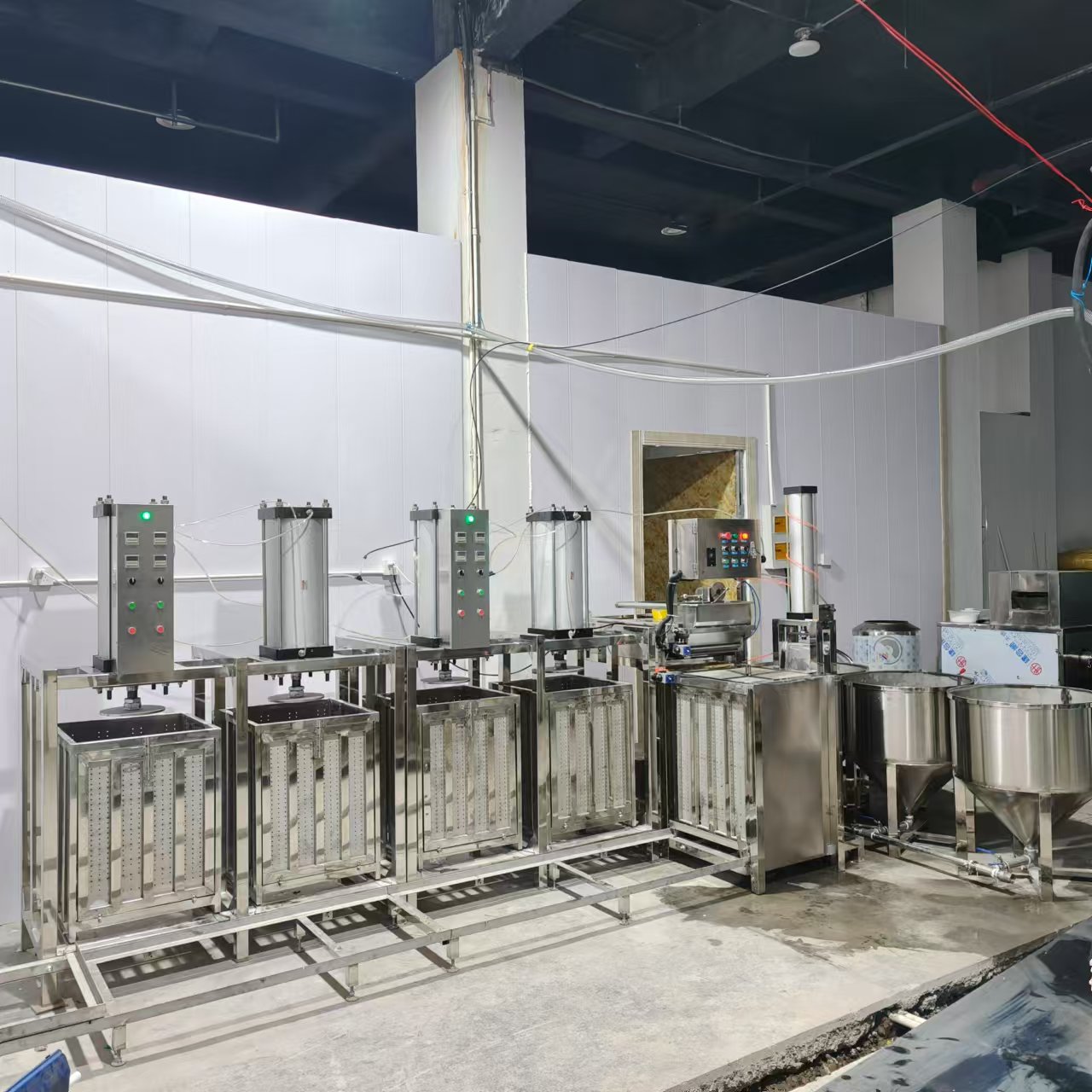 4-Station Automatic Dried Tofu Machine, Pneumatic Continuous Pressing Tofu Cubes Production Line, Commercial Stainless Steel Tofu Forming Equipment