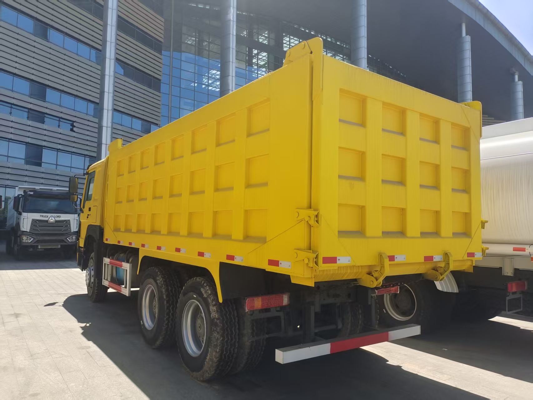 Hot Sale HOWO 371 Series 6×4 Heavy Mining Dump Truck 371 Horsepower Construction Tipper Vehicle Ready For Bulk Export To Africa Central Asia Market