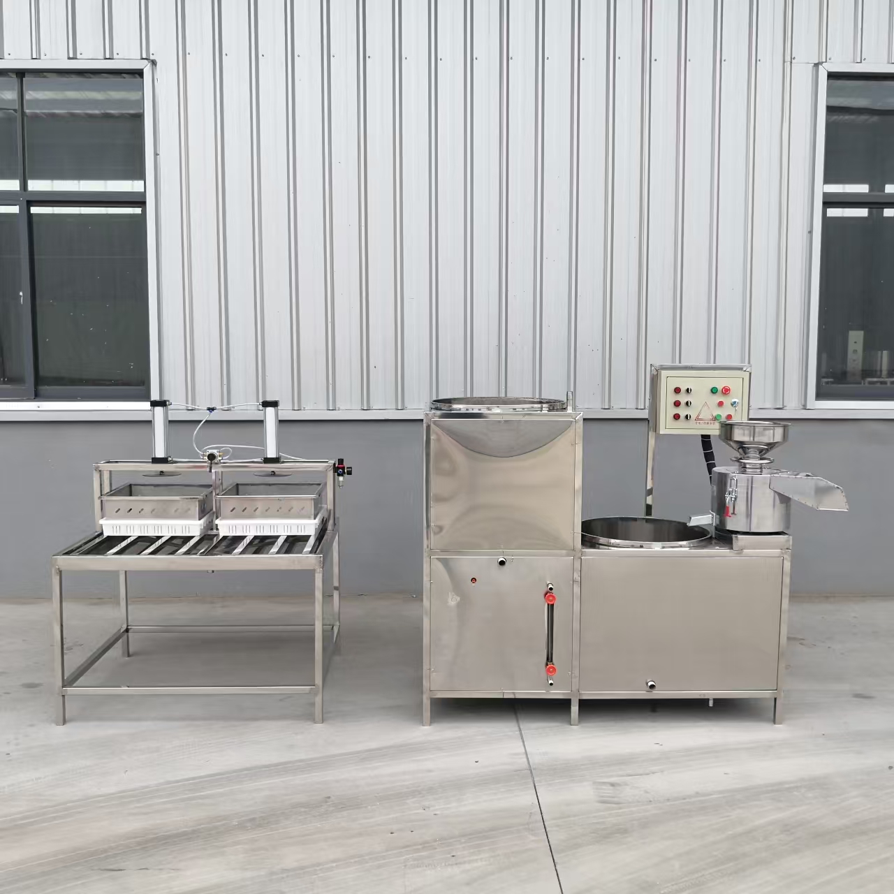 Automatic Soybean Grinding & Boiling Tofu Complete Machine, Electric Heating Pneumatic Double Station Tofu & Dried Tofu Making Equipment