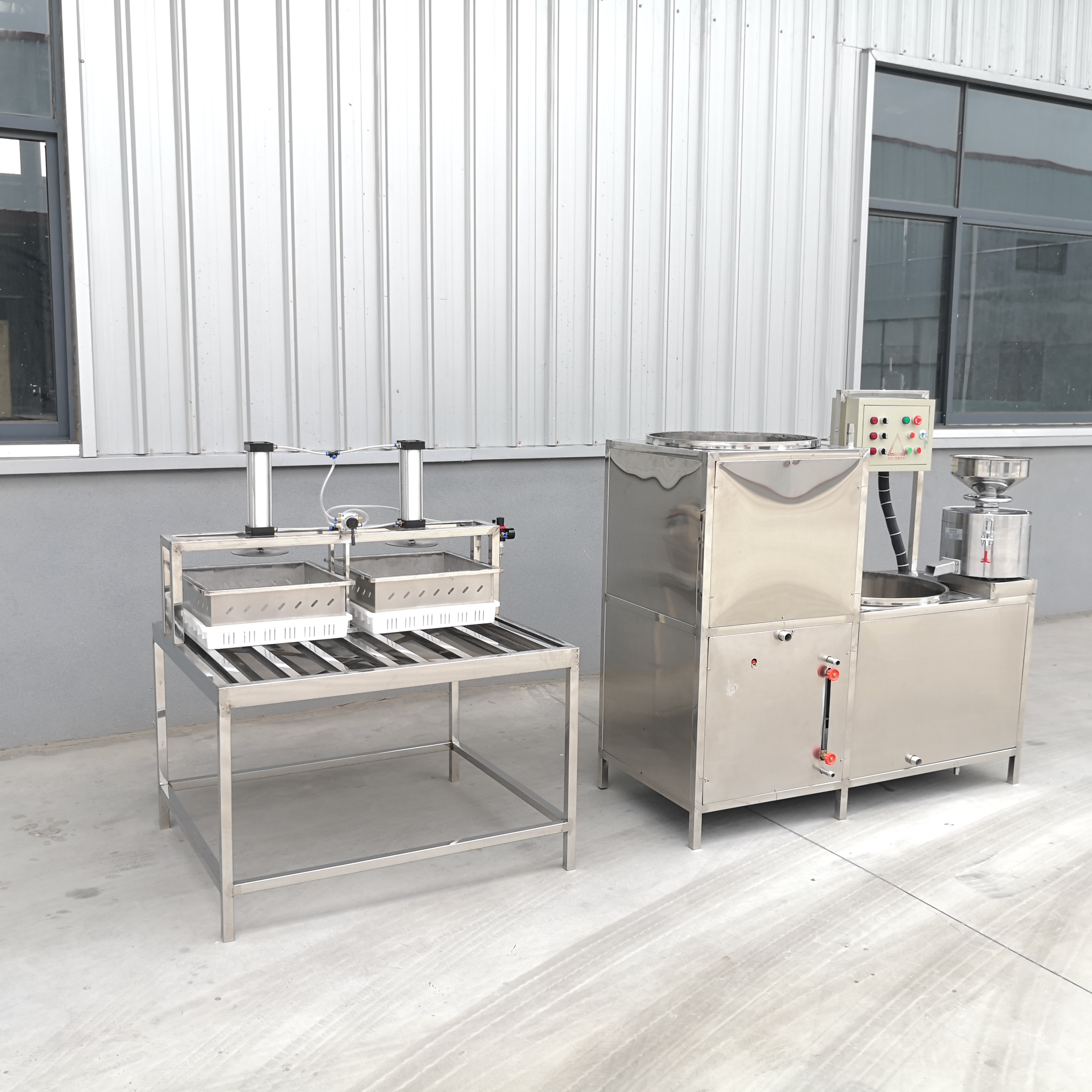 Automatic Soybean Grinding & Boiling Tofu Complete Machine, Electric Heating Pneumatic Double Station Tofu & Dried Tofu Making Equipment