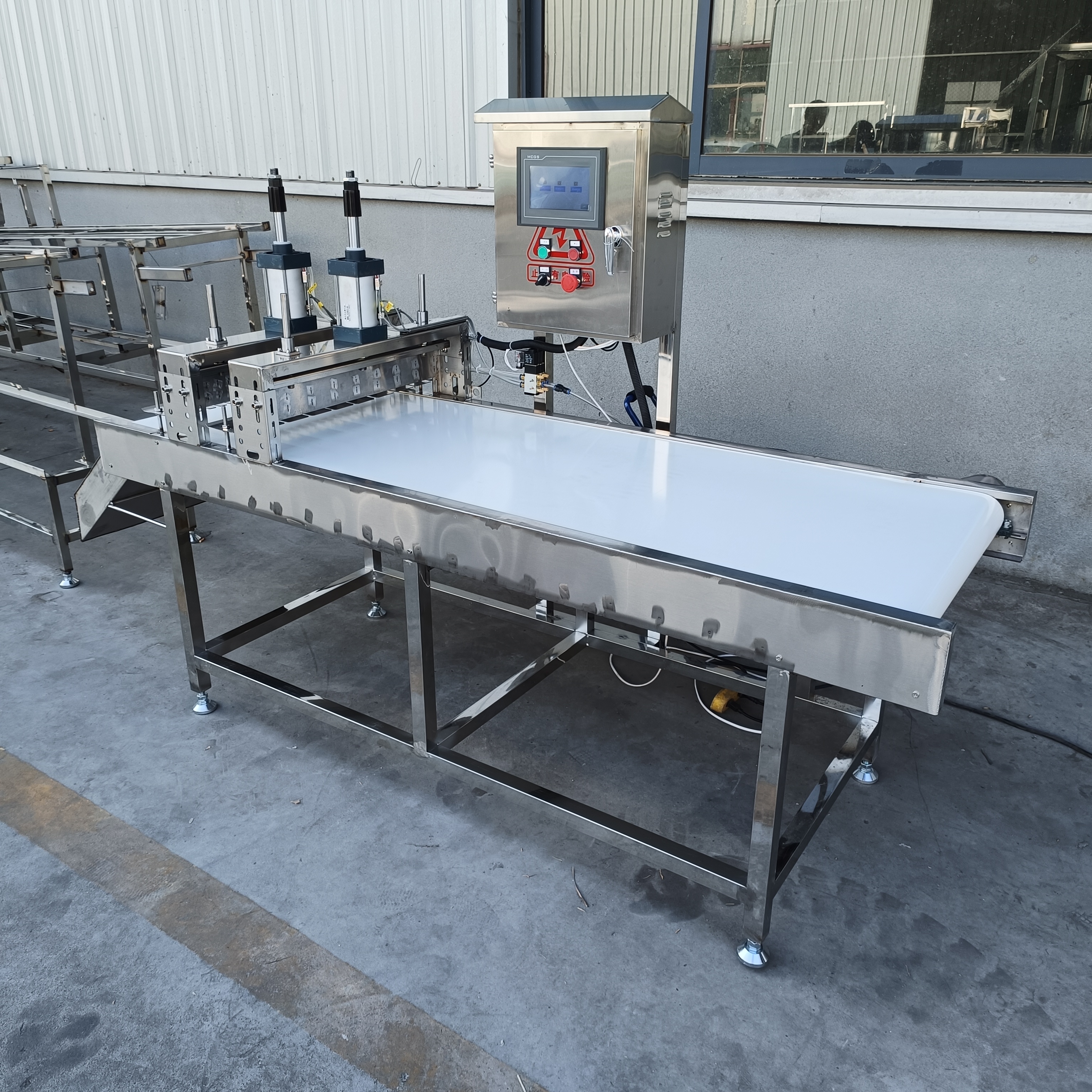 Double Cutter Pneumatic Cutting Machine, Laser Induction Automatic Cutter for Tofu & Dried Tofu, Commercial Bean Product Slicing Equipment