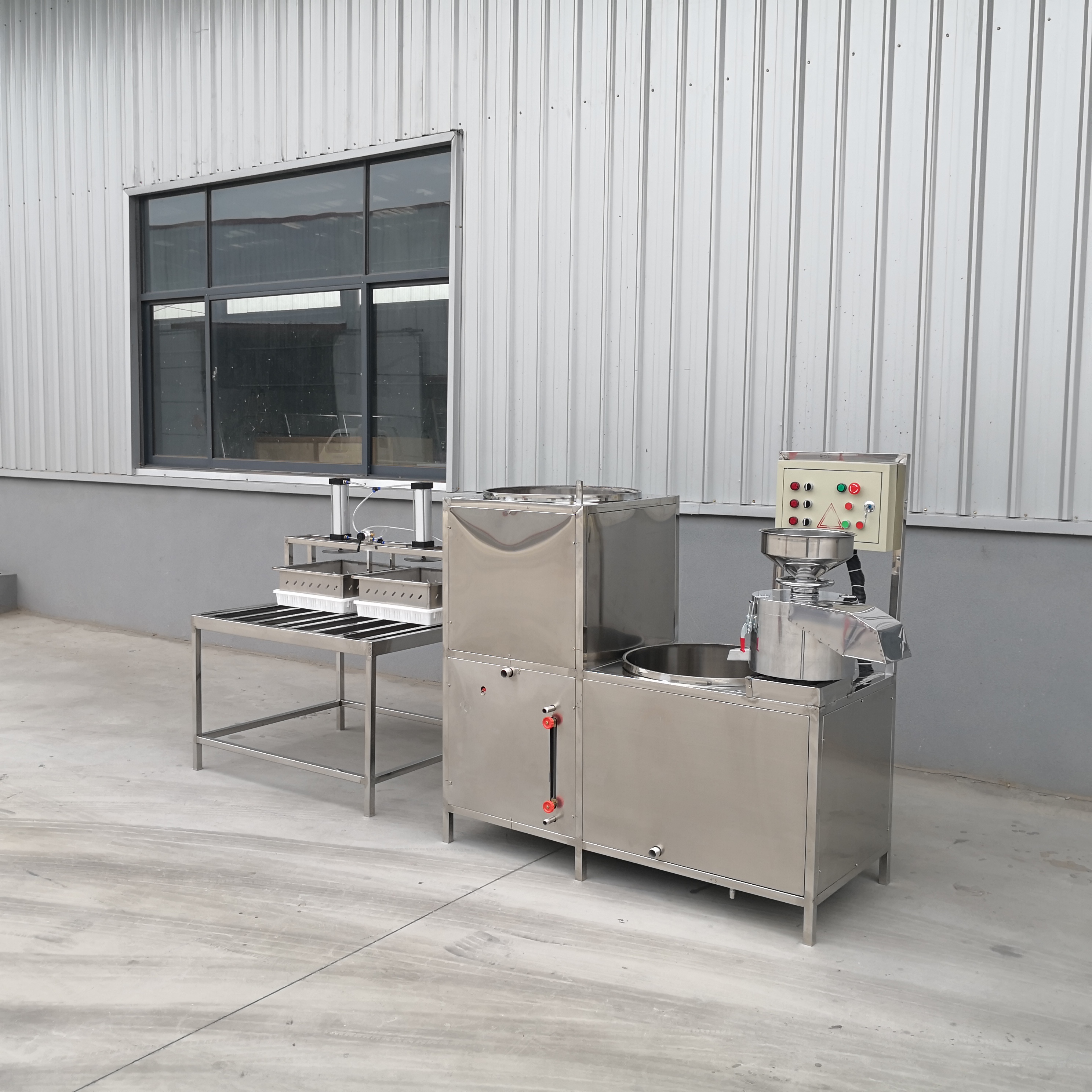 Automatic Soybean Grinding & Boiling Tofu Complete Machine, Electric Heating Pneumatic Double Station Tofu & Dried Tofu Making Equipment