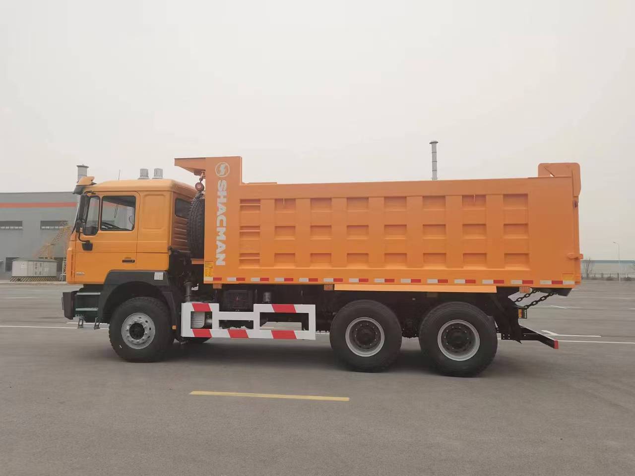 SHACMAN Delong F3000 8×4 Heavy Duty Tipper Dump Truck