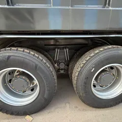 Refurbished Sinotruk Howo 6X4 Dump Truck 380HP Customized Tipper Truck For Global Export