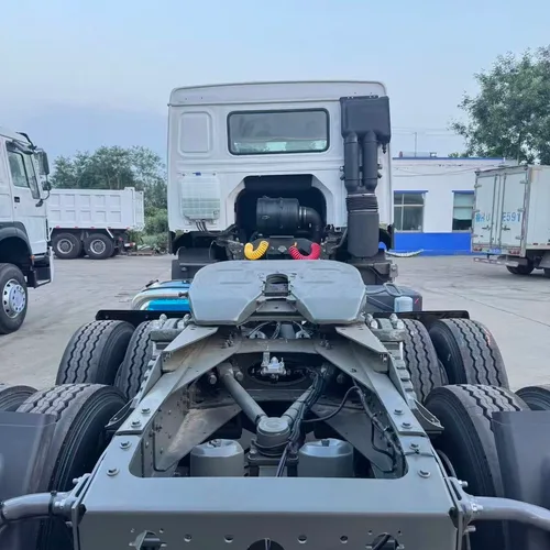 Factory Spot Brand New Remanufactured Sinotruk HOWO 371 6×4 Heavy Duty Tractor Head Euro II 371HP Mechanical Pump Engine 16 Ton Heavy Axle For Mine Coal Container Heavy Haul Bulk Export With Full Customs Clearance Documents