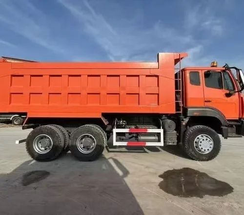 SINOTRUK HOWO 6×4 Dump Truck 371HP 10 Tires 5.8m Cargo Box Tipper Truck Custom Refurbishment For Oversea Export