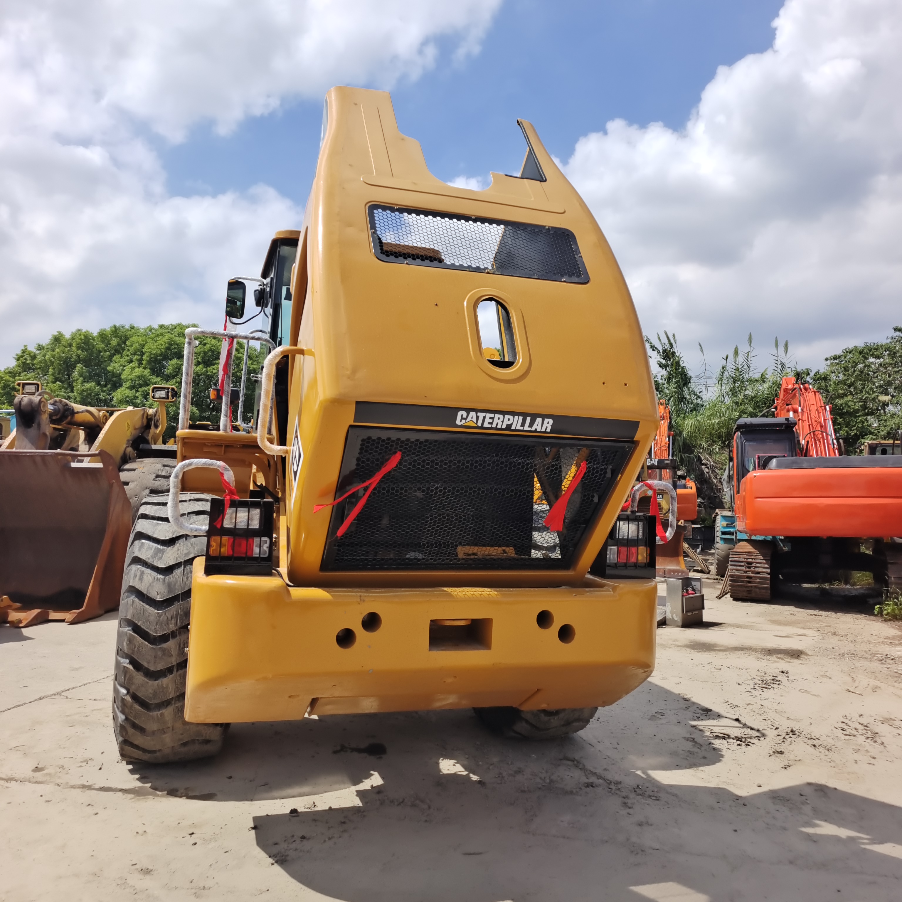 CAT 966 H 28th Anniversary Promotion Price