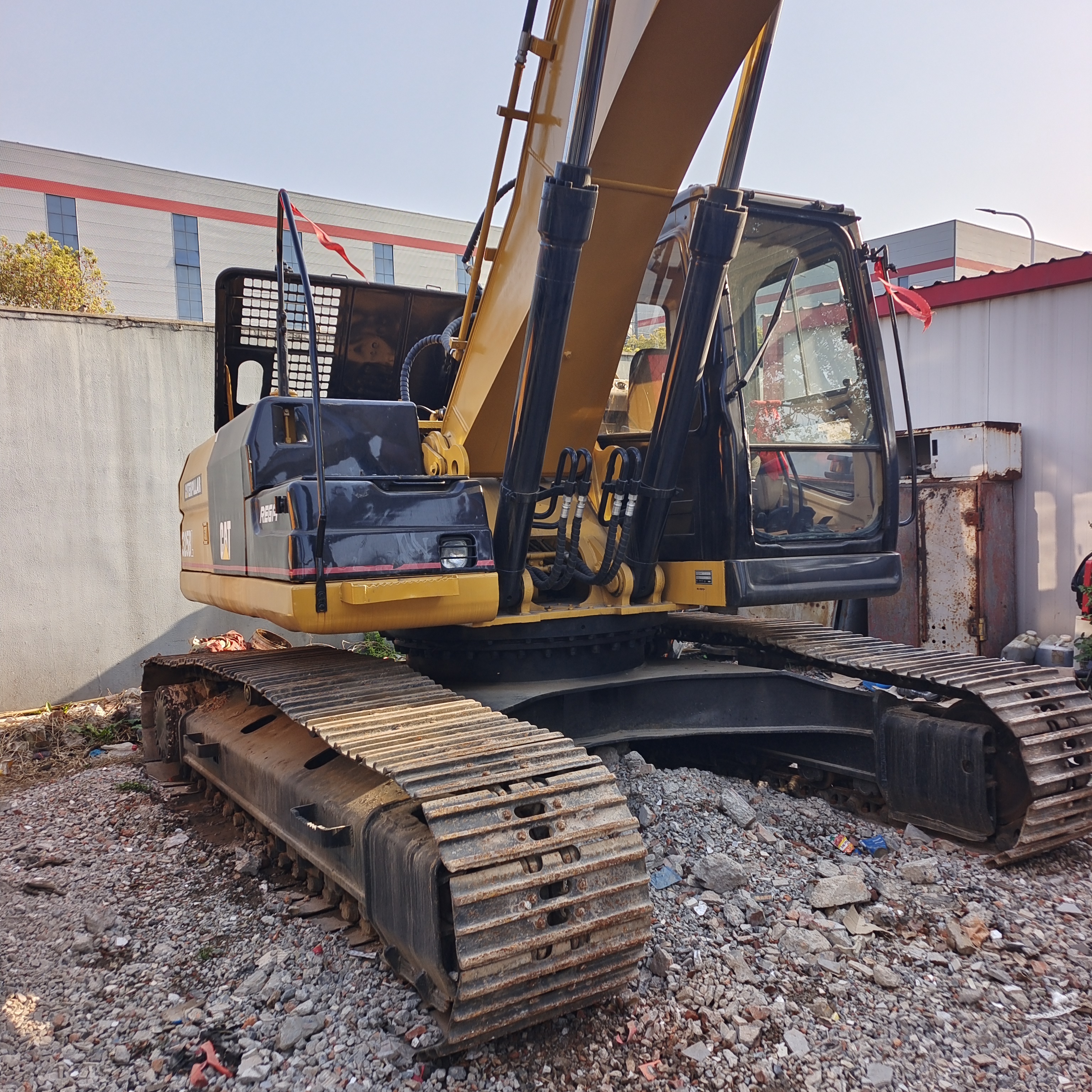 Second Hand Excavator Cat325D 330d Available Cheap Price
