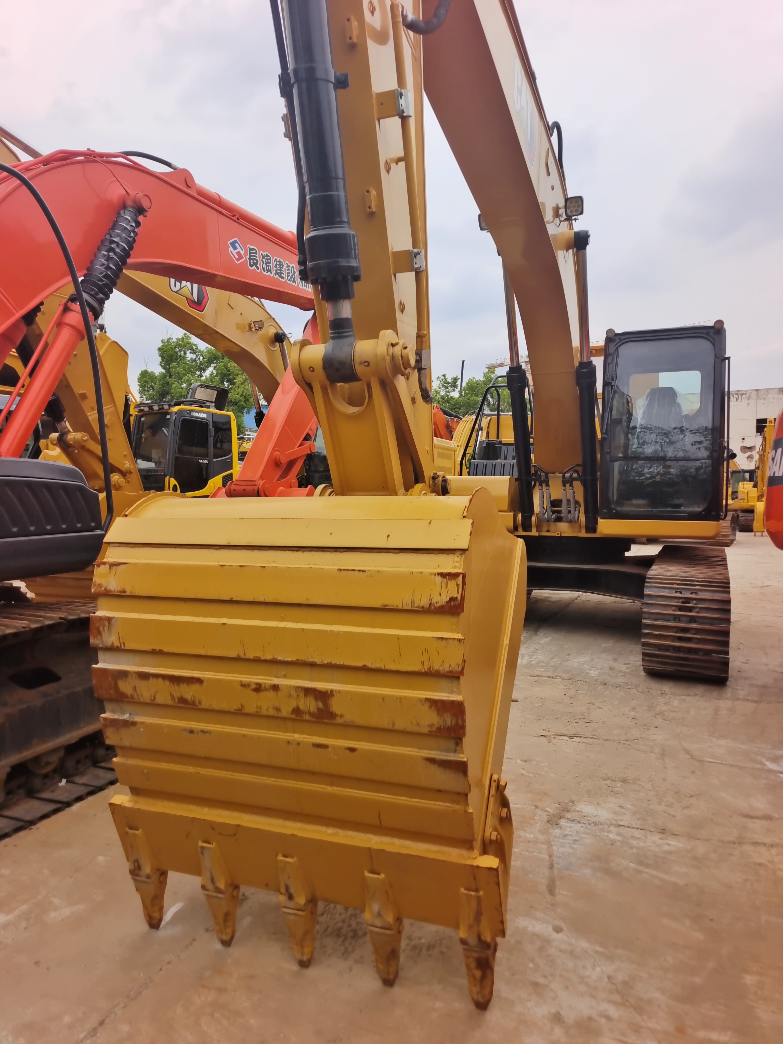 Original Cat 323gx Crawler Excavator 1.2m³ Bucket for Rental & General Construction