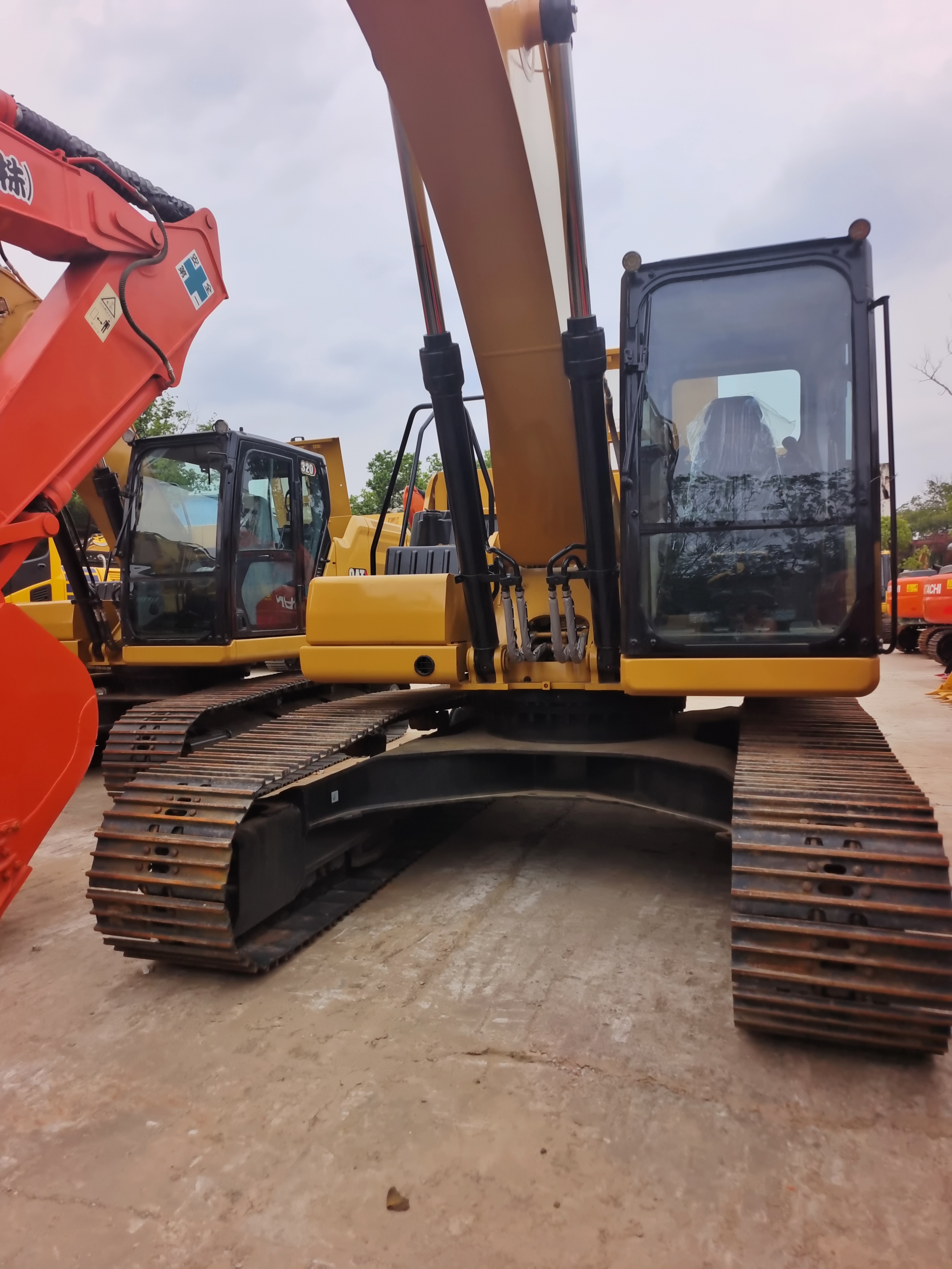 Original Cat 323gx Crawler Excavator 1.2m³ Bucket for Rental & General Construction