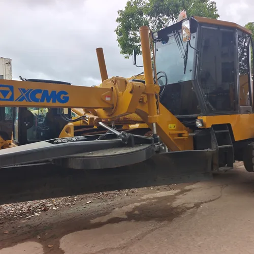 XCMG Brand Used 220HP Gr2153 Motor Graders Equipment China Tractor Road Wheel Motor Grader Price for Sale