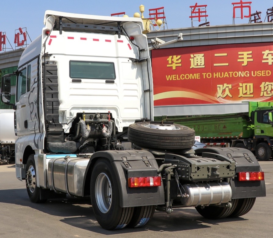 Sinotruk SITRAK C7H 4×2 Single Axle Tractor Truck