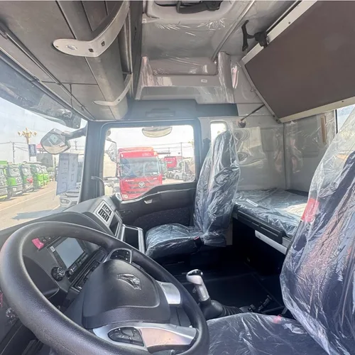 Sinotruk SITRAK C7H 4×2 Single Axle Tractor Truck