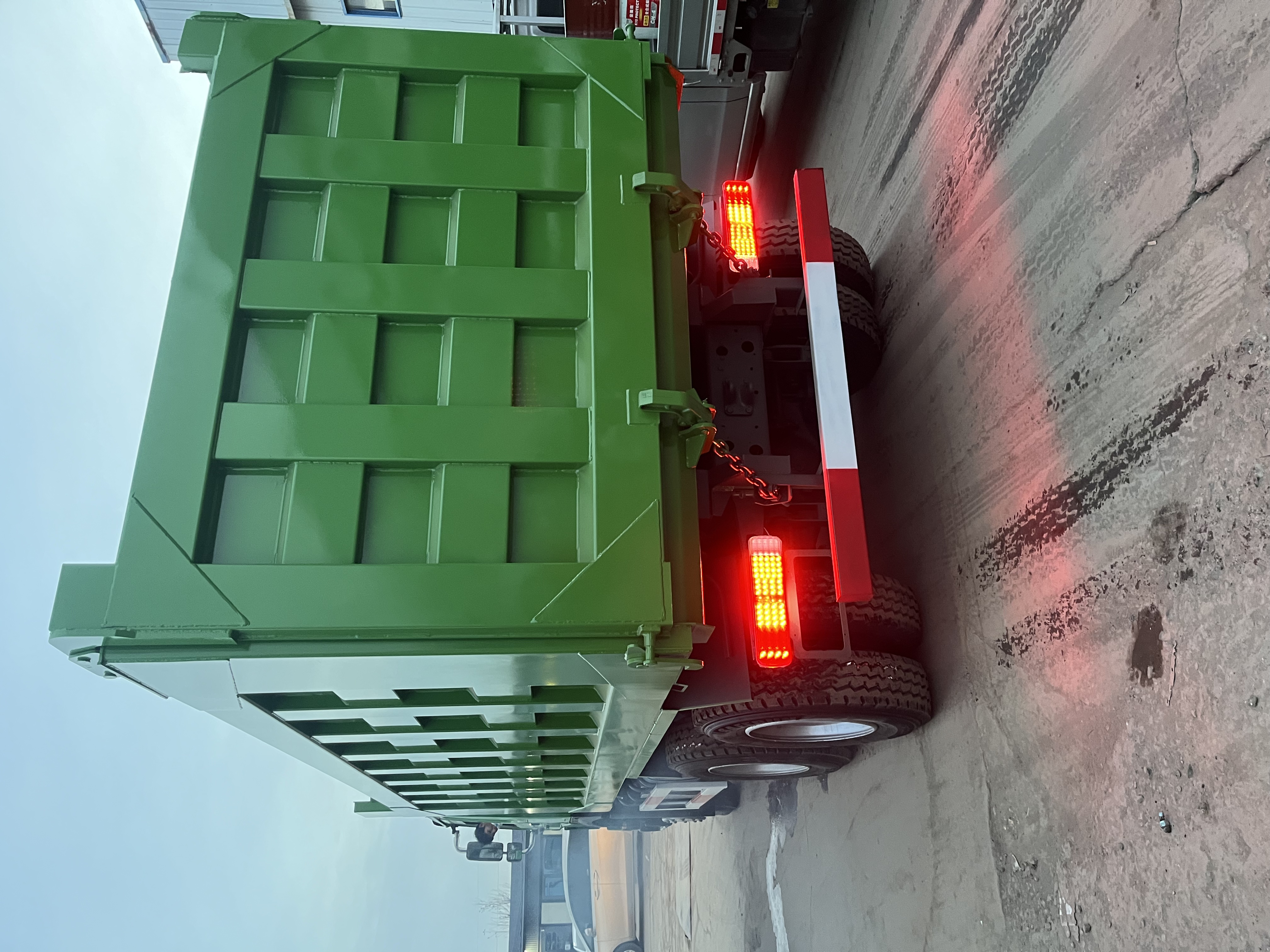 XCMG, HOWO，dump truck