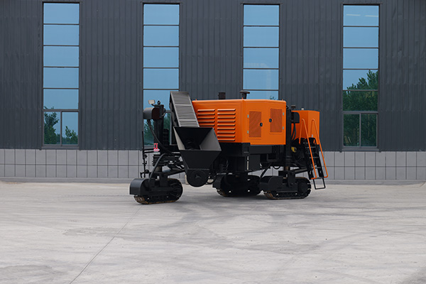 Large Diesel Crawler Asphalt Paver Intelligent Auto Leveling Road Paving Machinery For Overseas Highway Construction Project Whole Machine Export Support USD PI Bulk Container Shipment