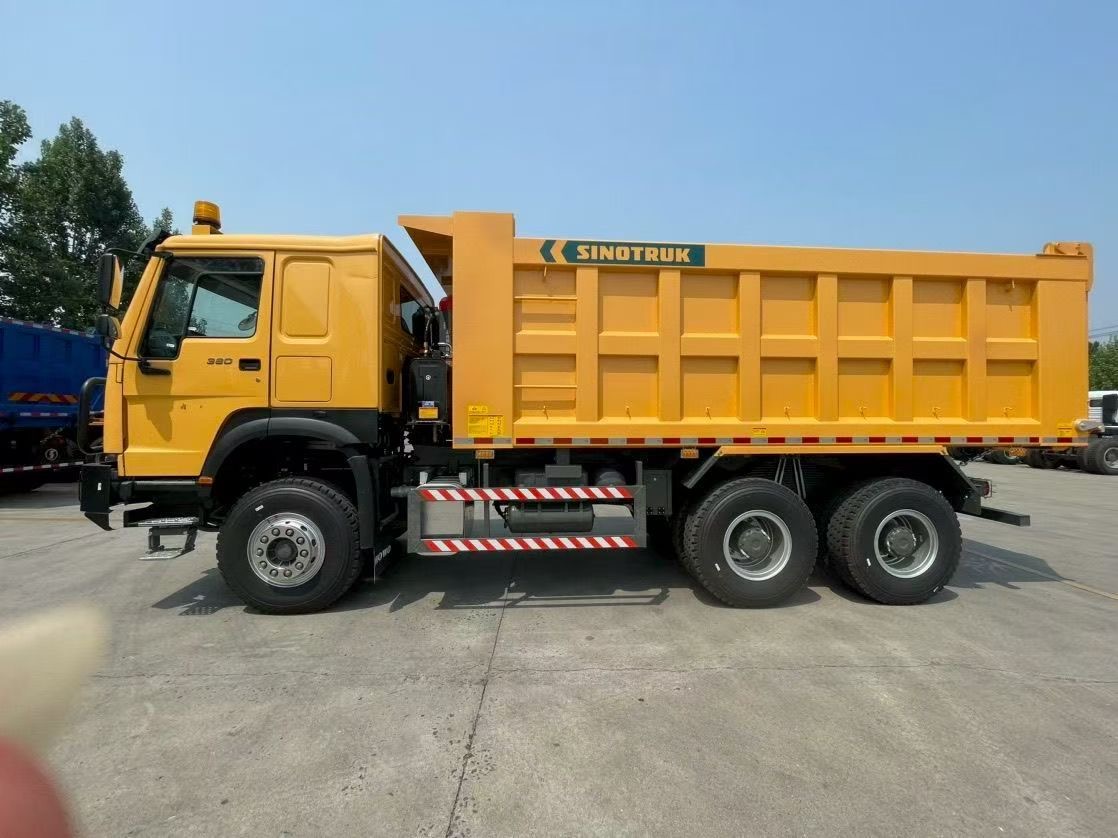 SINOTRUK HOWO 6×4 380HP Heavy Duty Dump Tipper Truck