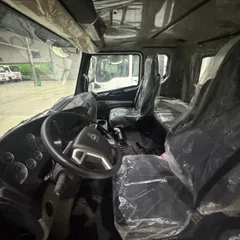 Sinotruk HOWO NX 6×4 Heavy-duty Tractor Truck (10-wheel tractor)