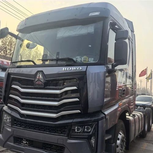 SINOTRUK HOWO MAX 6×4 Heavy Duty Tractor Head Truck