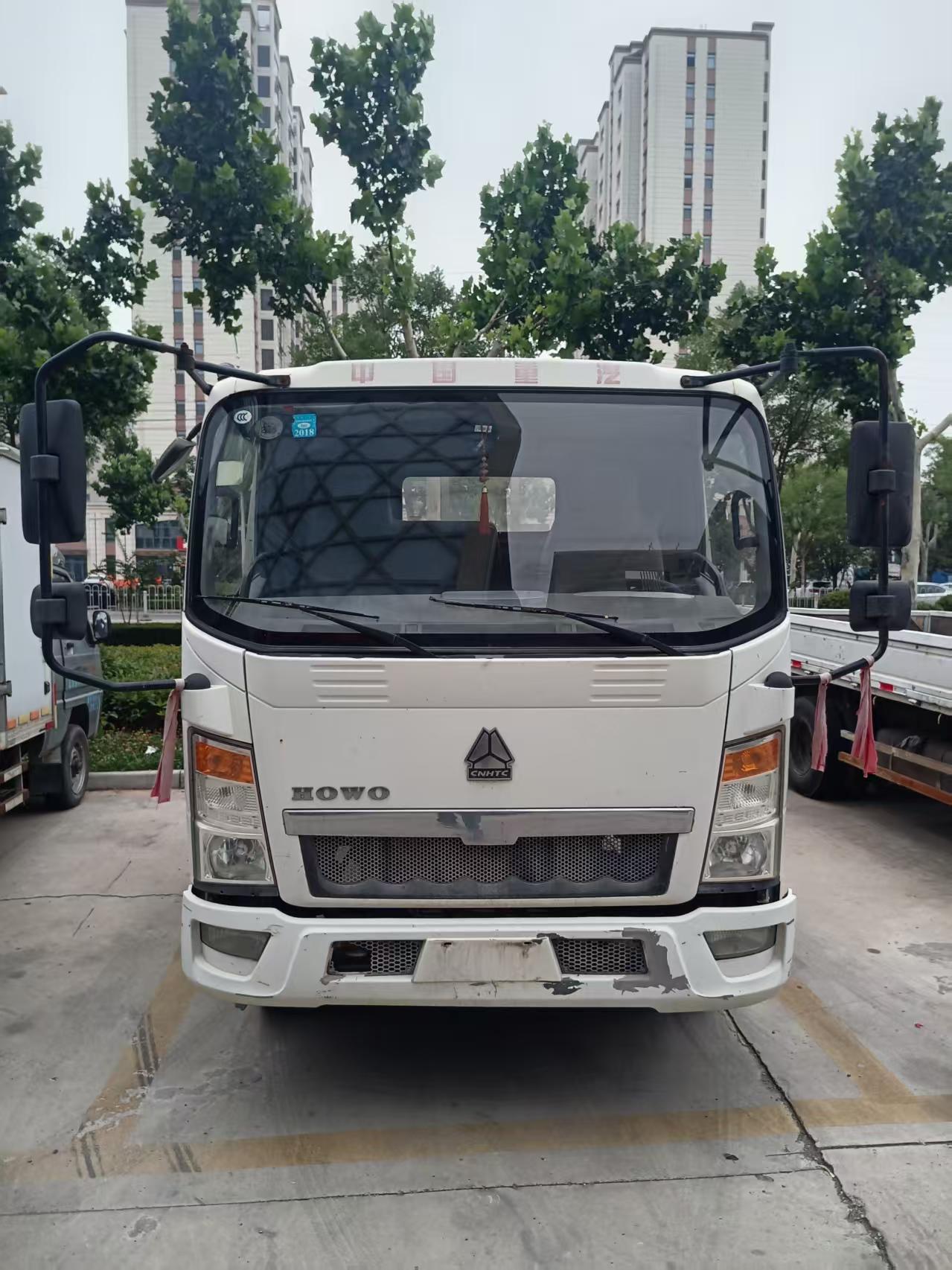 Factory Supply Second Hand HOWO Wide Five-door Delivery Truck For Fruit Vegetable Building Material Bulk Container Export To Southeast Asia Market