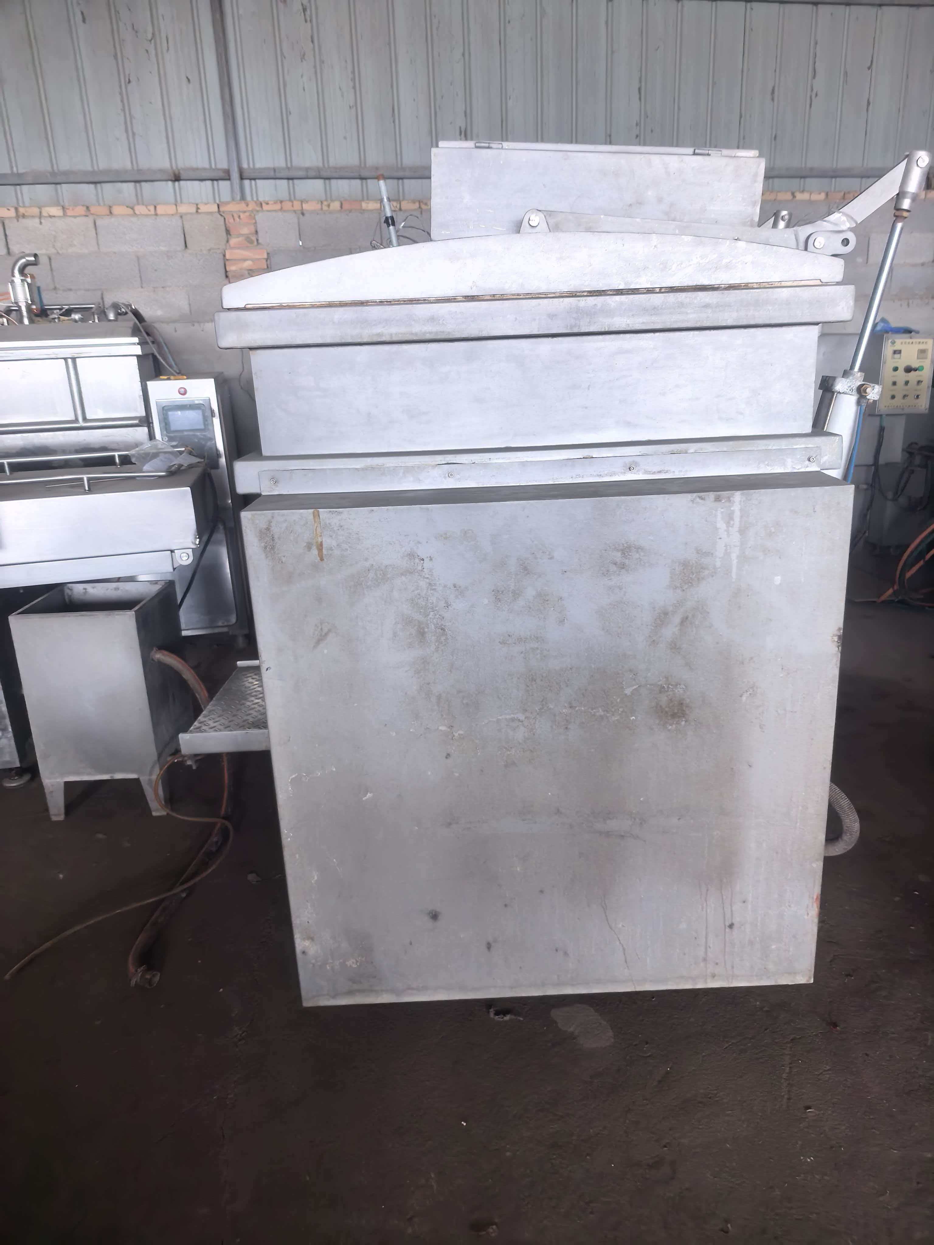 Used Horizontal Vacuum Meat Mixer 304 Stainless Steel Double Shaft Stuffing Blending Machine For Sausage Ham Meatball Dumpling Filling Processing Factory Bulk Export FOB USD Price Available
