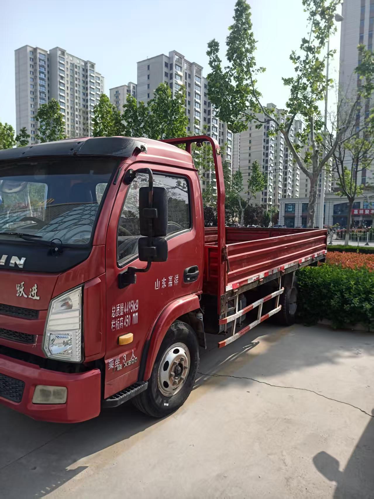 Used 2018 YUEJIN 4.2m Heavy Duty Flatbed Light Truck SOFIM Engine Power Steering Air Brake 750R16 Tyres For Construction Agricultural Goods Short Distance Transport Bulk Export FOB USD Price Available