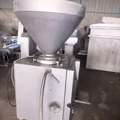 Fully Cleaned Stainless Steel Sausage Filling Linking Machine PLC Control USD PI Issuable Full Export Certification