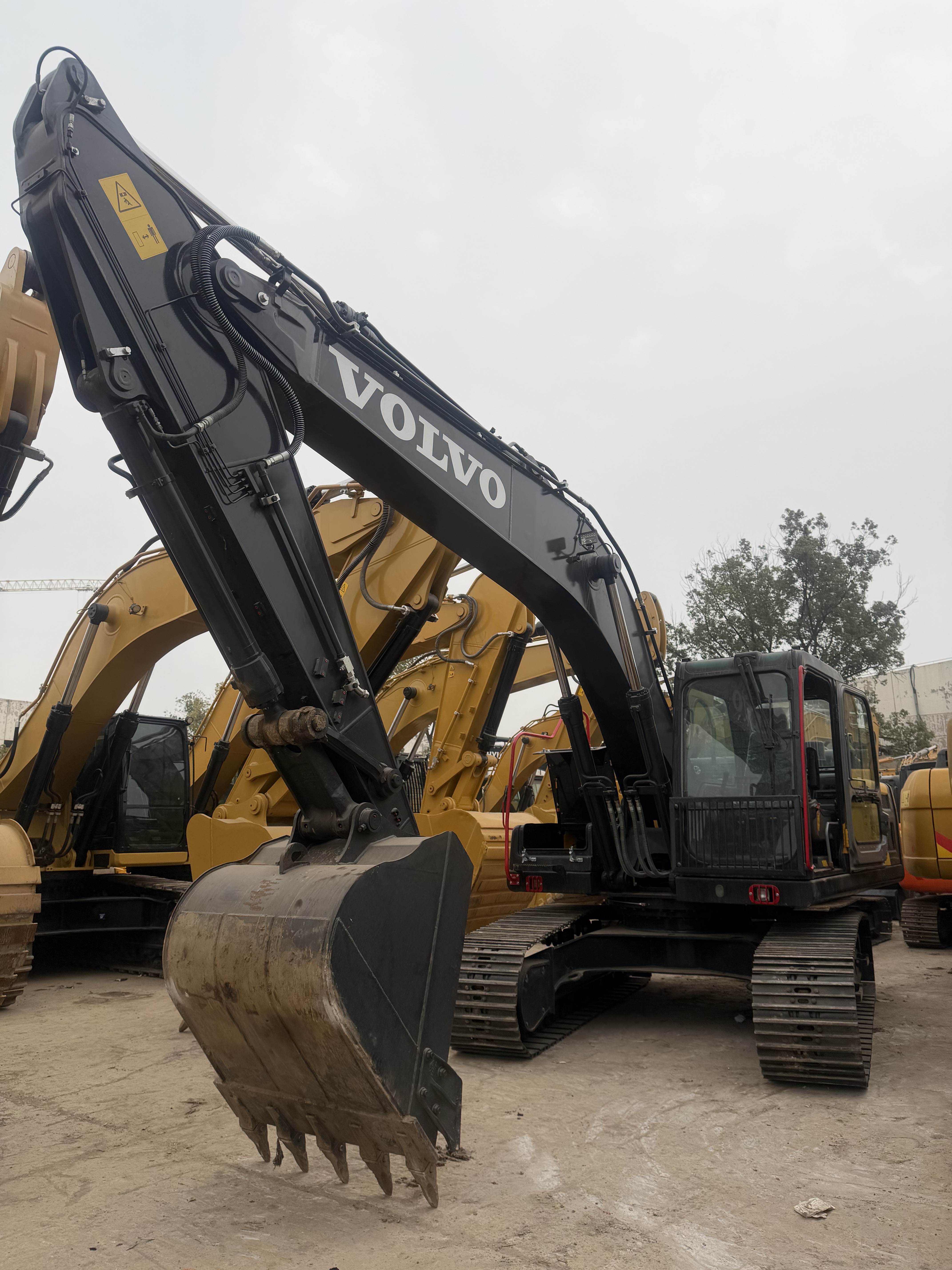 Volvo210DL 28th Anniversary Promotion Price
