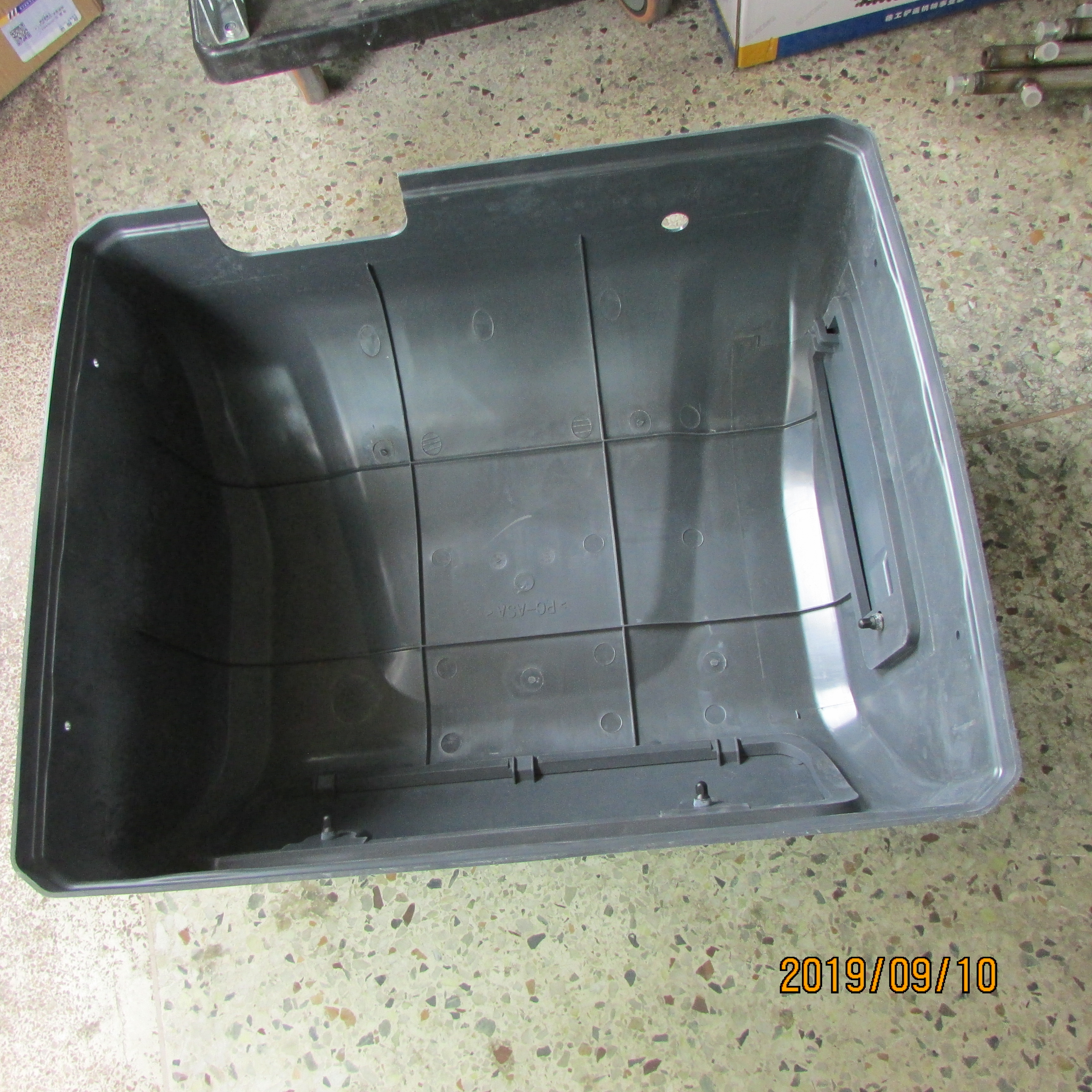 XCMG LW500KV Air Conditioner Cover Assembly – Part No. 252914453