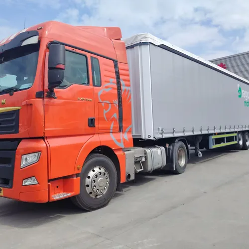 Tri-Axle Curtain Side Semi Trailer For Logistics Export
