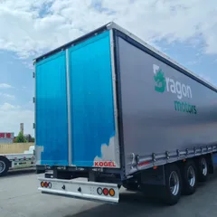 Tri-Axle Curtain Side Semi Trailer For Logistics Export