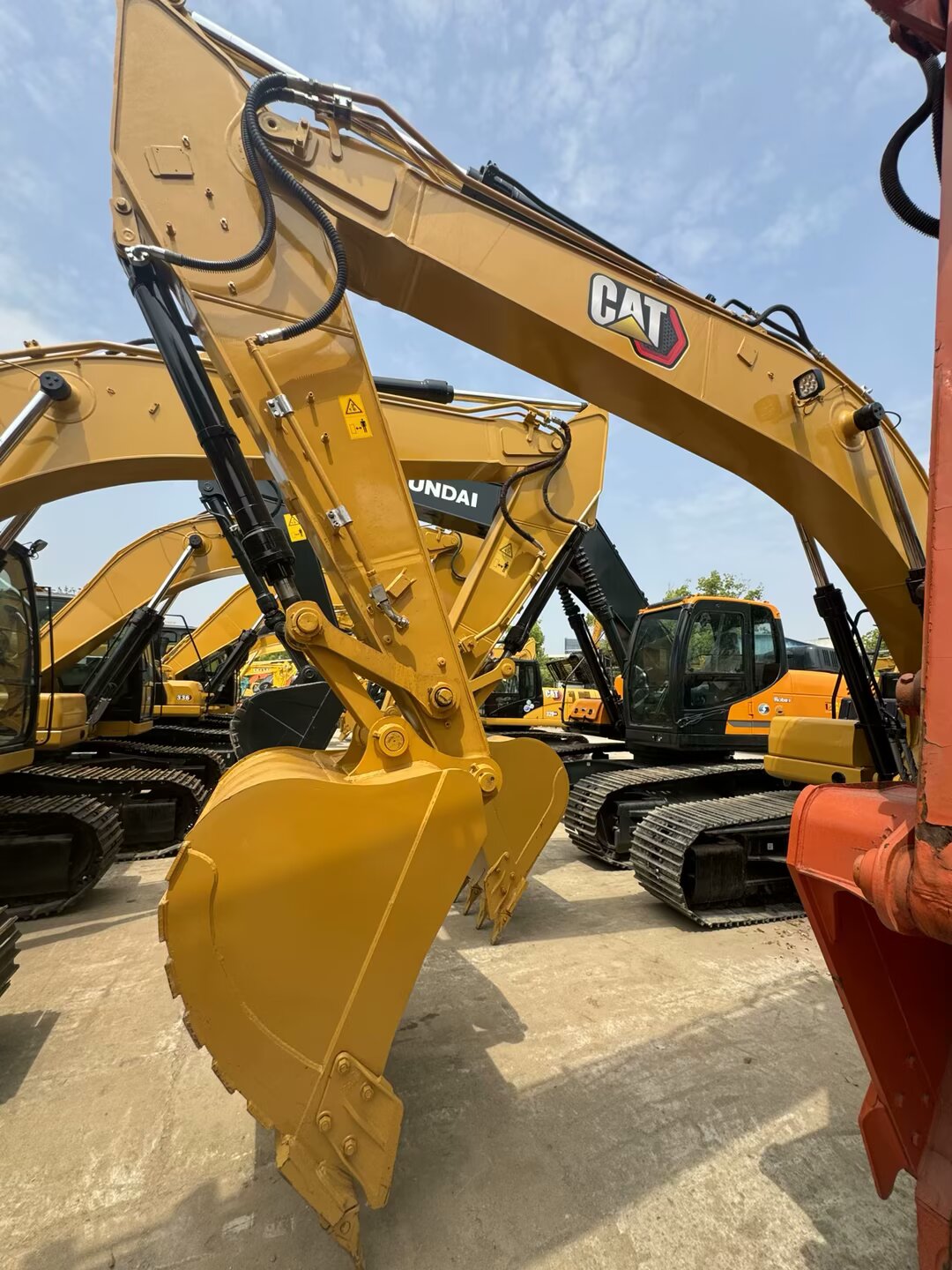 Caterpillar CAT323GC 28th Anniversary Promotion Price