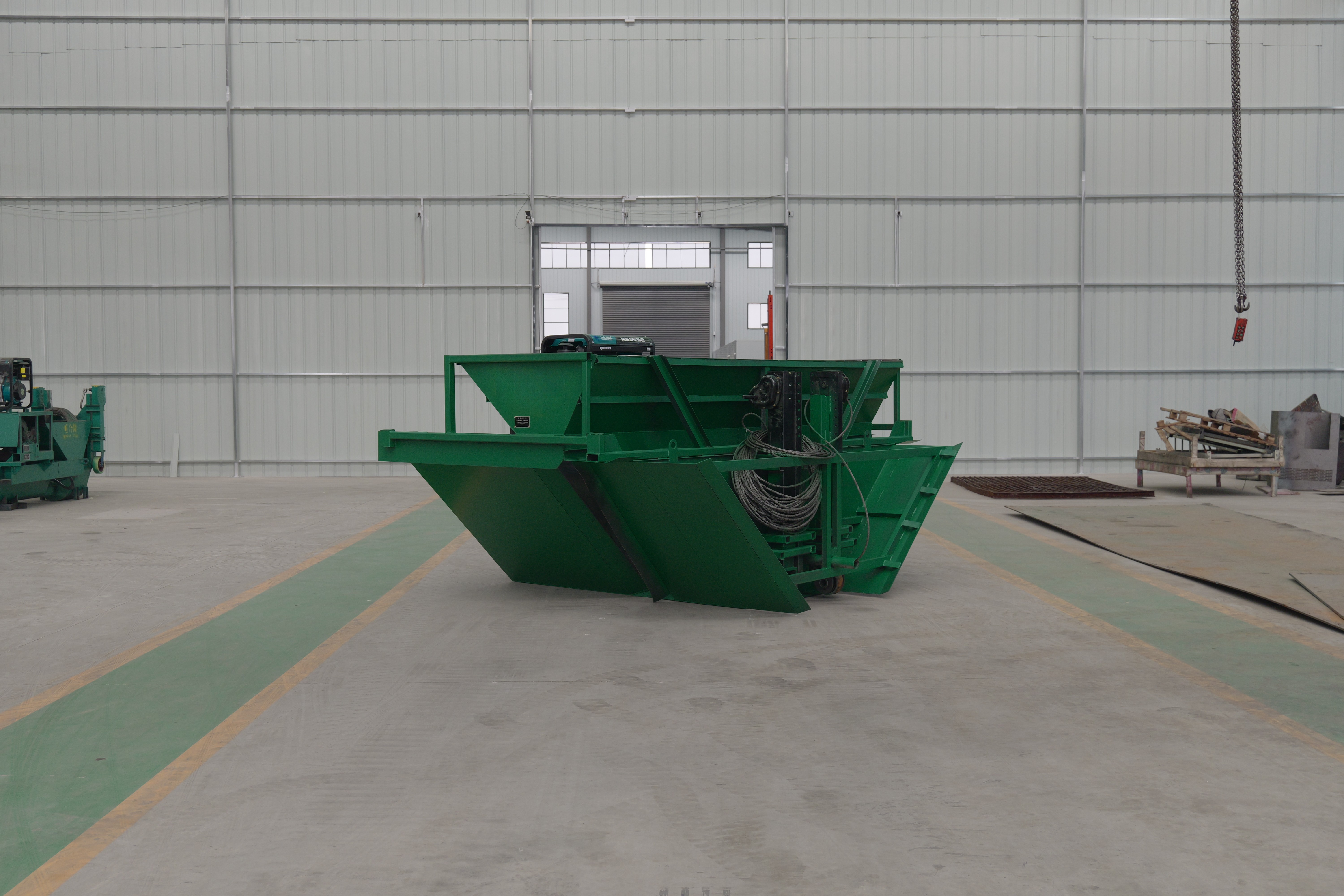 Concrete Canal Lining Machine | Improve Irrigation & Drainage Construction Efficiency