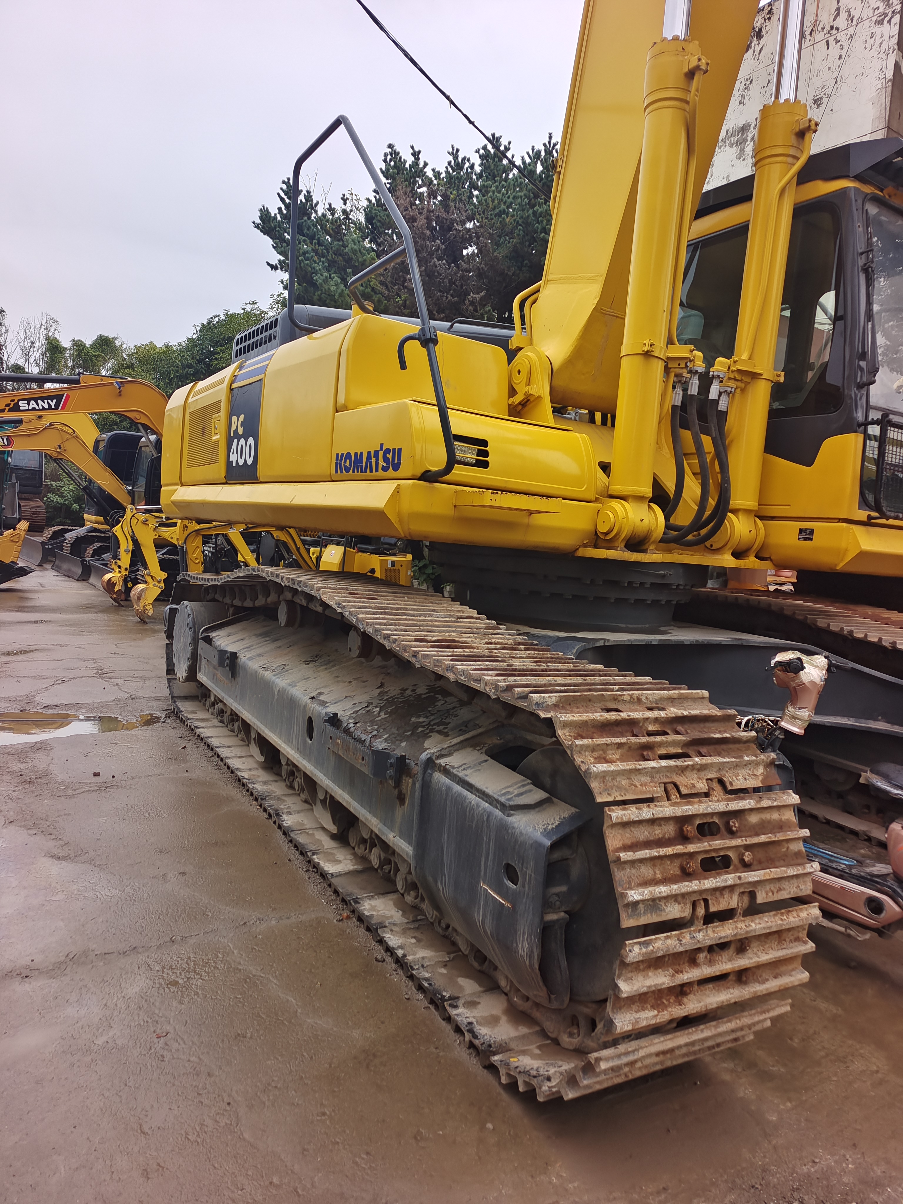 Komatsu PC400-7 28th Anniversary Promotion Price
