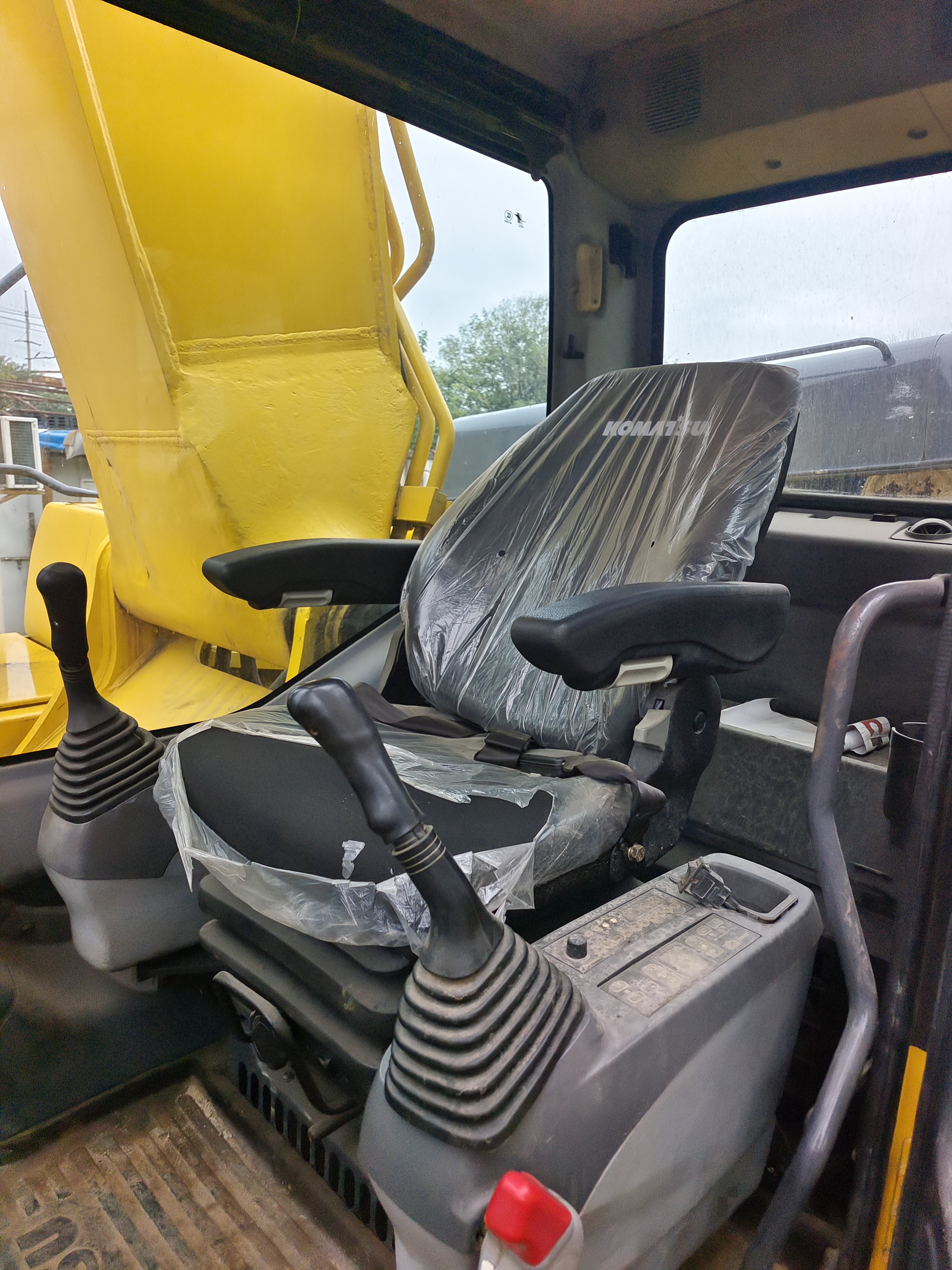 Komatsu PC400-7 28th Anniversary Promotion Price