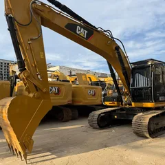 CAT 325D2L With 3 cameras, top‑mounted large guardrail, highest configuration.